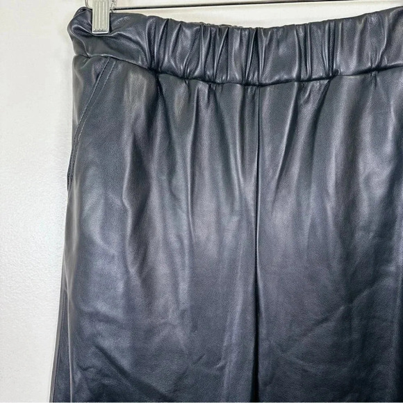 Blank Nyc Elastic Waist Crop Faux Leather  Pants - Picture 4 of 15